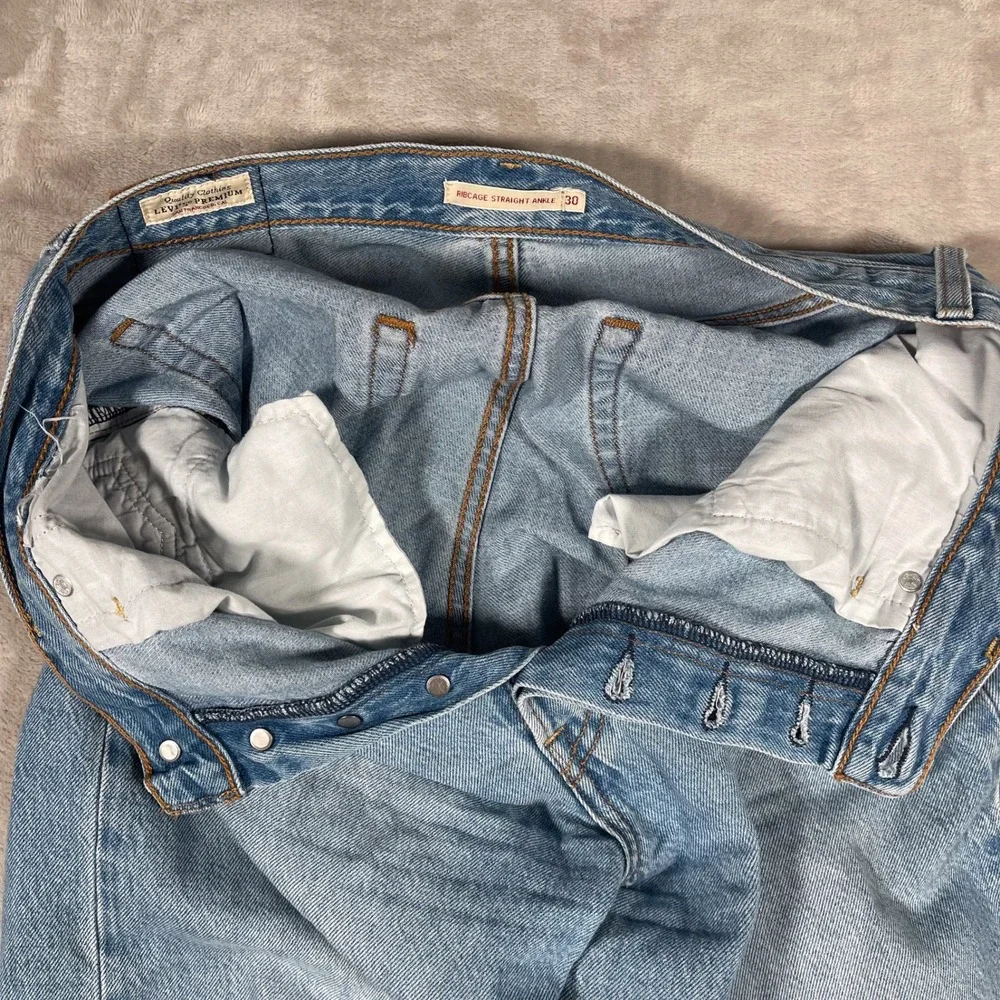 Levi's Women's Jeans Ribcage Straight Ankle Denim Button Fly Casual	30 Blue